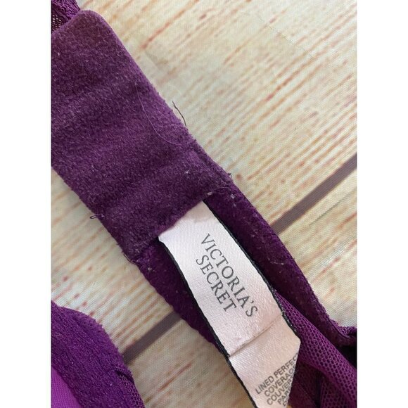 Victoria Secret Lined Perfect Covereage Purple Bra - 36D - Picture 6 of 8
